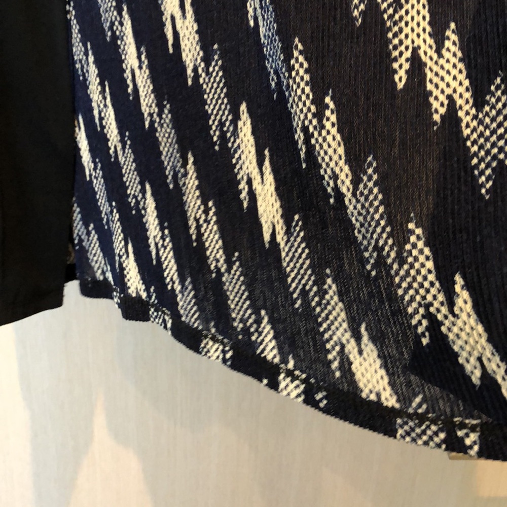 Navy, black, white open jacket, shawl sheer. M or L - Picture 6 of 11